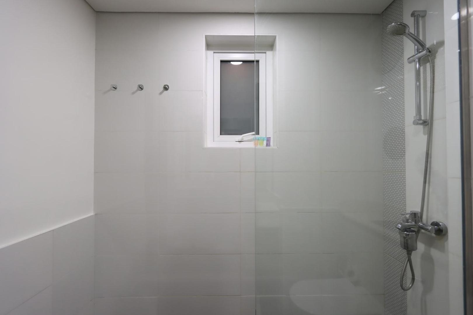 Livbnb- Classy 3 1 Maid's Townhouse In Villanova Villa Dubai